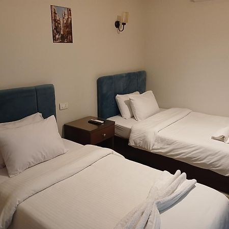 Pyramids Way Inn Kafret el-Gabal Εξωτερικό φωτογραφία