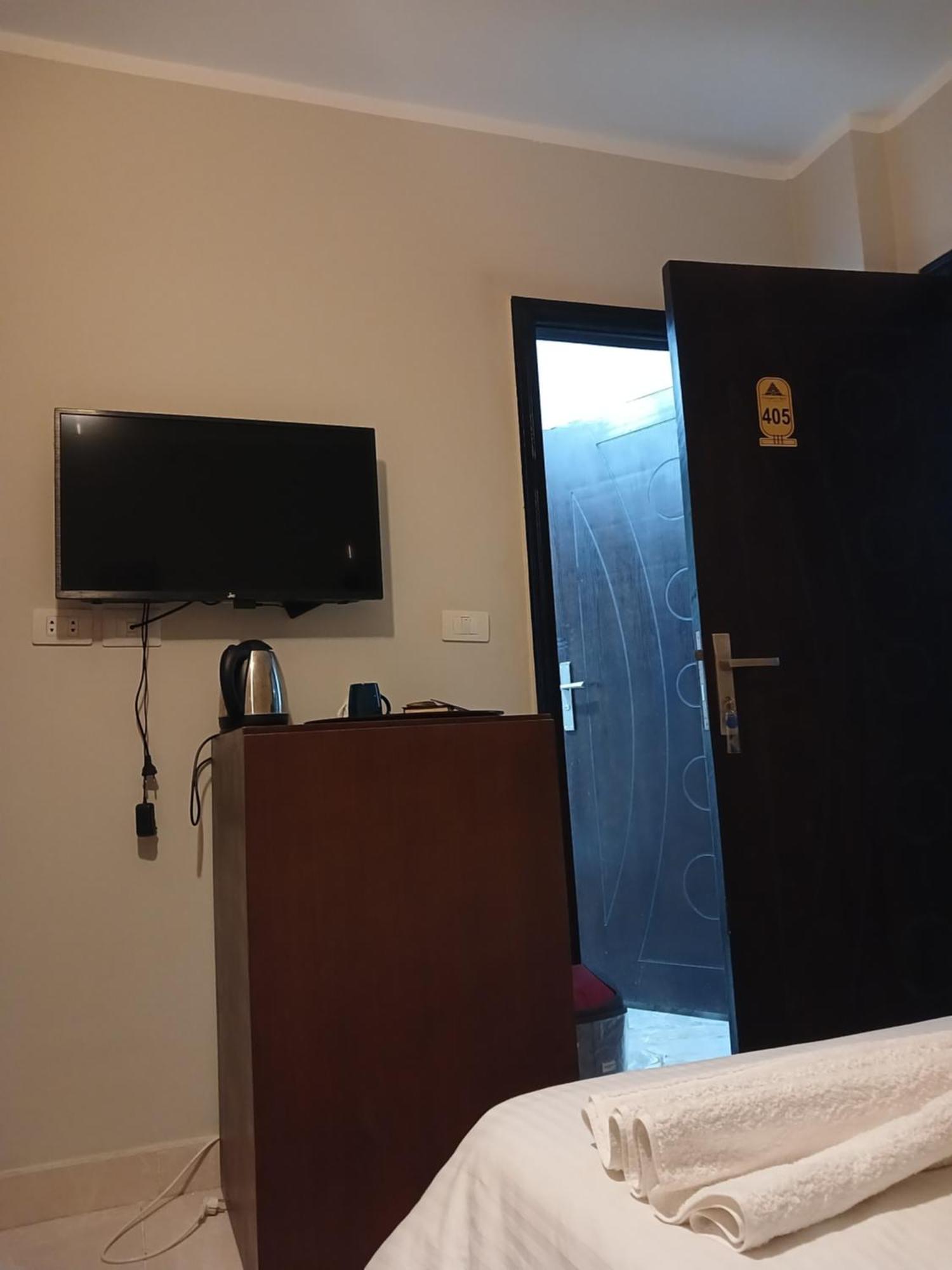 Pyramids Way Inn Kafret el-Gabal Εξωτερικό φωτογραφία